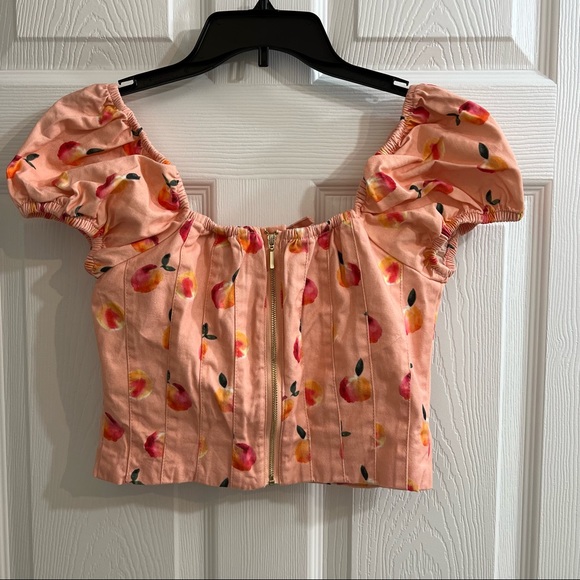 Brand new Finders Keepers peach top - Picture 2 of 10